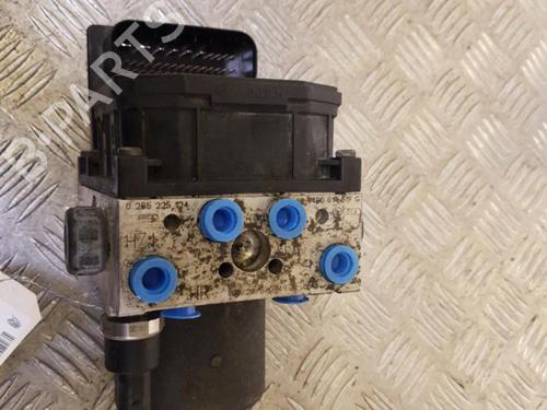 Used ABS pump ABS pump VW PASSAT B5.5 (3B3) 1.9 TDI (130 hp) 23715459 23715459
