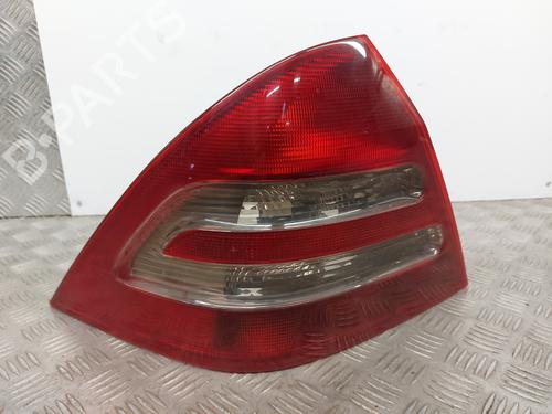Used Left taillight MERCEDES-BENZ C-CLASS (W203) C 200 CDI (203.004) (116 hp) 27511699