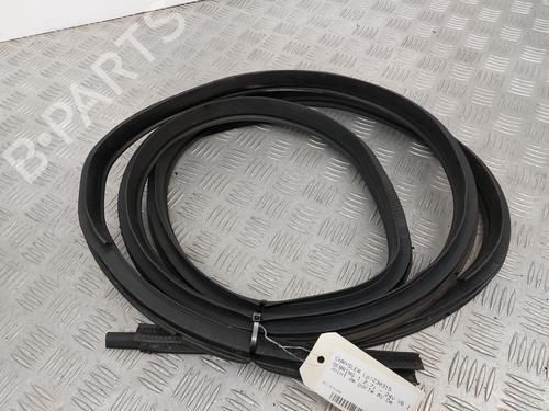 Rubber door seal CHRYSLER SEBRING (JR) 2.7 V6 24V BP23735989C142
