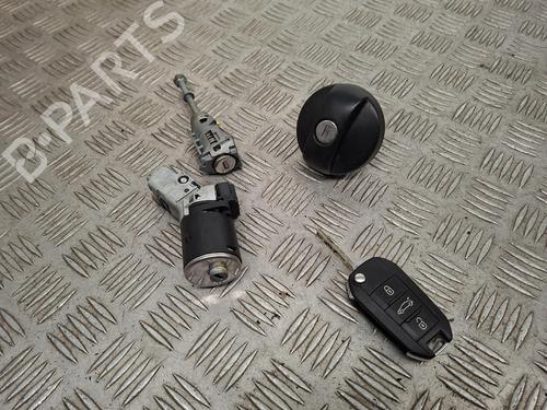 Ratlås/Tændingslås Ratlås/Tændingslås CITROËN C4 CACTUS 1.2 THP 110 (110 hp) 39896166 39896166