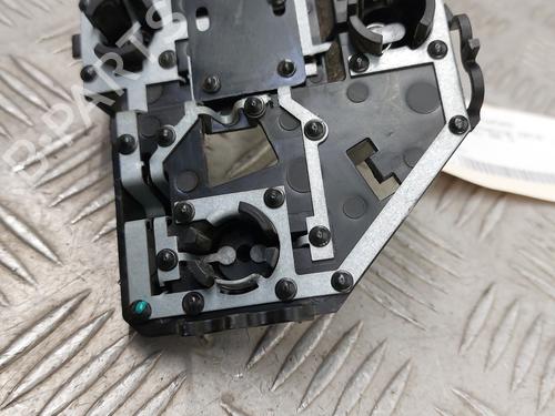 lamp-holder-peugeot-206-2l_-2m_-2009-2010-2011-2012-2013-31164193 main image