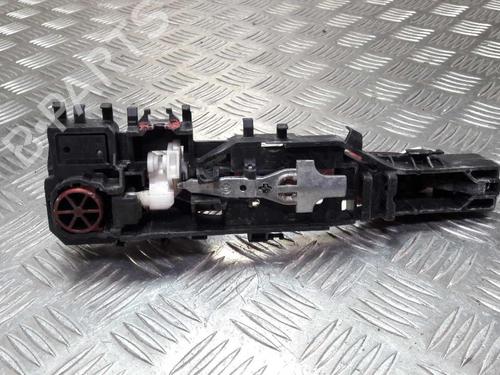 front-right-exterior-door-handle-renault-scenic-ii-jm01_-2003-2004-2005-2006-2007-2008-2009-2010-23716703 main image