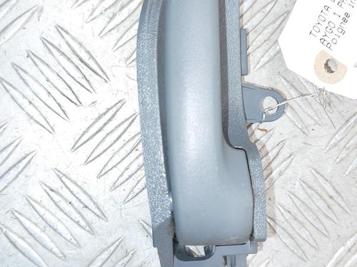 Høyre bak invendig håndtak TOYOTA AYGO (_B1_) 1.0 (KGB10_, KGB10R) (68 hp) 32684583