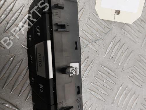 Used Headlight switch Headlight switch BMW 1 (F40) 116 d (116 hp) 23747486 23747486