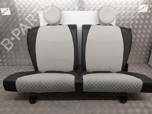 Stoel achter FIAT 500 (312_) 1.2 (312AXA1A) (69 hp) 30938354