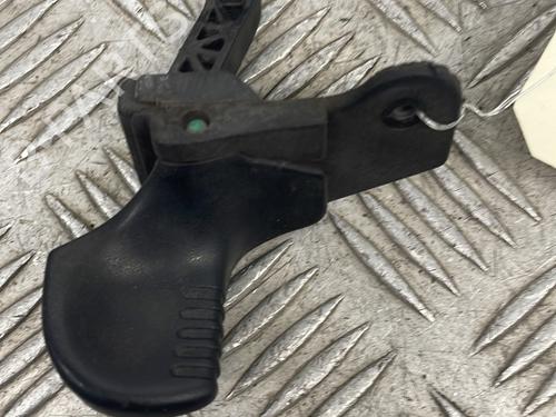 Used Front right exterior door handle RENAULT TWINGO I (C06_) 1.2 (C066, C068) (58 hp) 32404527