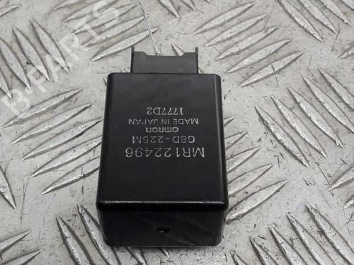 Used Electronic module Electronic module MITSUBISHI PAJERO II (V3_W, V2_W, V4_W, V5_W) 2.8 TD (V46W, V26W) (125 hp) 24853894 24853894