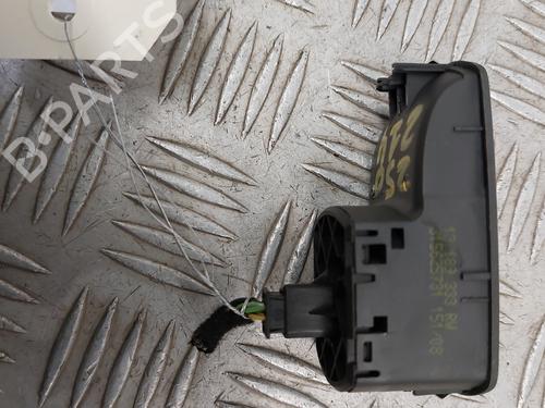Used Right front window switch Right front window switch OPEL CORSA D (S07) 1.3 CDTI (L08, L68) (90 hp) 31858469 31858469