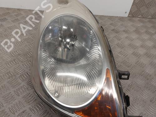 Used Right headlight NISSAN NOTE (E11, NE11) 1.5 dCi (86 hp) 30452699