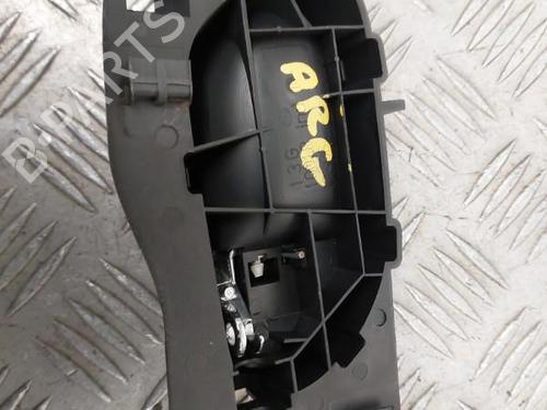 Used Rear left interior door handle Rear left interior door handle PEUGEOT 407 (6D_) 2.0 HDi 135 (6DRHRH, 6DRHRE, 6DRHRG, 6DRHRJ) (136 hp) 23736581 23736581