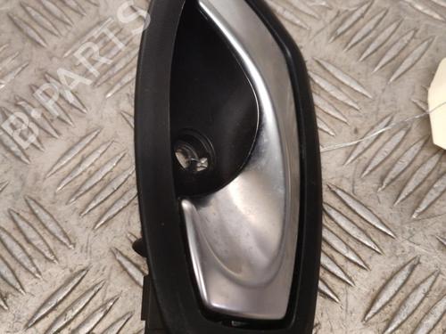 rear-left-interior-door-handle-renault-megane-iii-hatchback-bz01_-b3_-2008-23735568 main image