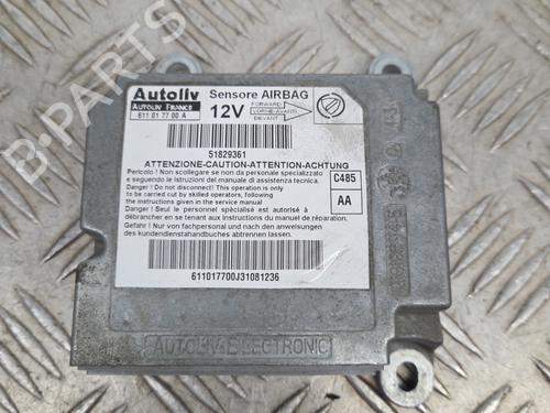 Airbag module FIAT DOBLO Box Body/MPV (223_) 1.3 D Multijet (75 hp) 31313685
