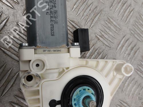 Used Left front window motor MERCEDES-BENZ A-CLASS (W169) A 170 (169.032, 169.332) (116 hp) 30461727