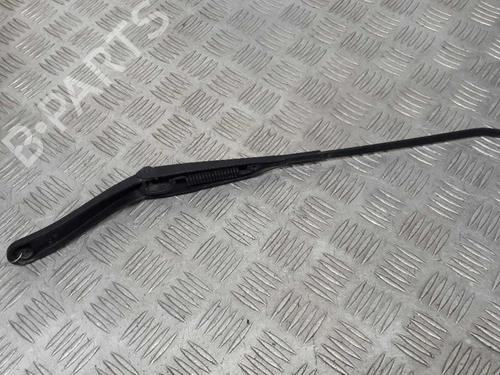 front-windshield-wiper-arm-dacia-sandero-2008-23733586 main image