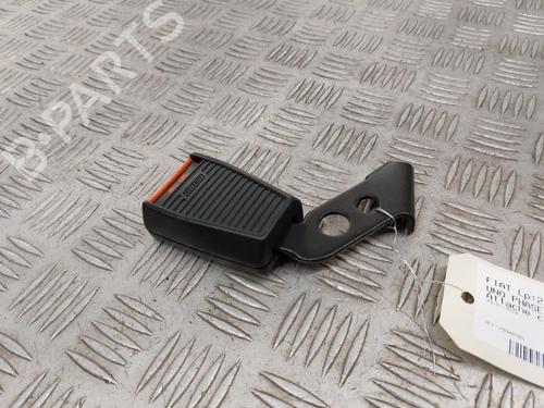 Used Seat buckle Seat buckle FIAT UNO (146_, 158_) 1.0 (146E) (42 hp) 23737667 23737667