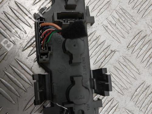 Lamp holder VW POLO (6N2) 1.4 16V | BP23743387L10 - Image 4