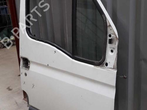 Right front door NISSAN INTERSTAR Van (X70) dCi 115 | BP24853620C3 
