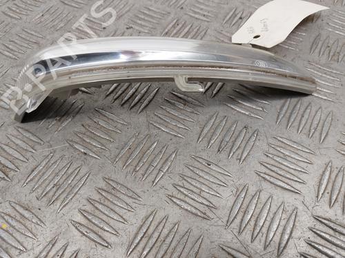 Used Left front indicator Left front indicator PEUGEOT 2008 I (CU_) 1.2 VTi (82 hp) 32854480 32854480