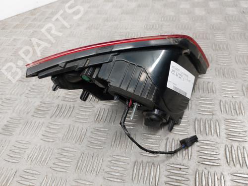 Used Right tailgate light Right tailgate light PEUGEOT 308 II (LB_, LP_, LW_, LH_, L3_) 1.6 HDi / BlueHDi 115 (115 hp) 30480124 30480124