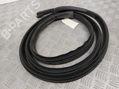 Rubber door seal CHRYSLER SEBRING (JR) 2.7 V6 24V | BP23735990C142 