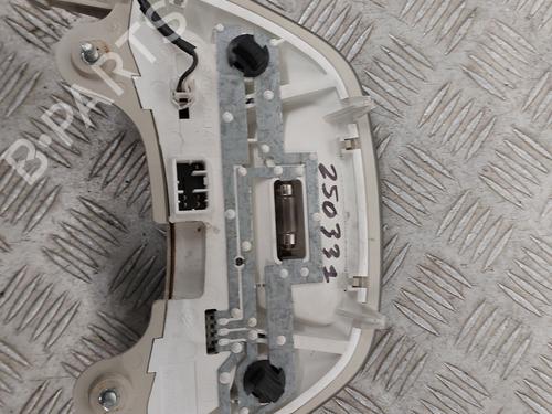 interior-roof-light-lancia-ypsilon-843_-2003-2004-2005-2006-2007-2008-2009-2010-2011-30458138 main image