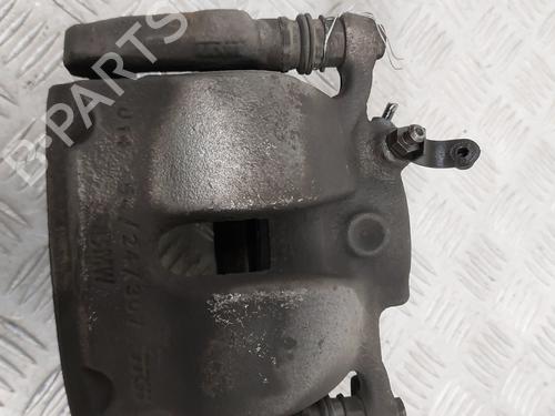 Used Right front brake caliper Right front brake caliper BMW 1 (F40) 116 d (116 hp) 23747562 23747562