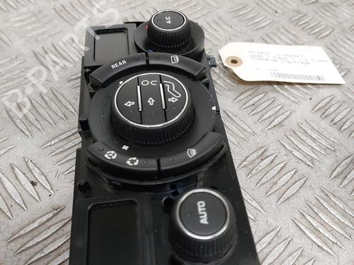 Climate control PEUGEOT 5008 (0U_, 0E_) 1.6 HDi | BP29423645I5 