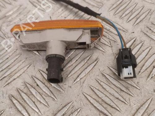 Right front indicator BMW 5 (E39) 525 tds | BP23744425C33 - Image 2