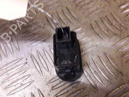 right-front-window-switch-citroen-c2-jm_-2003-2004-2005-2006-2007-2008-2009-2010-2011-2012-2013-2014-2015-2016-2017-23728125 main image