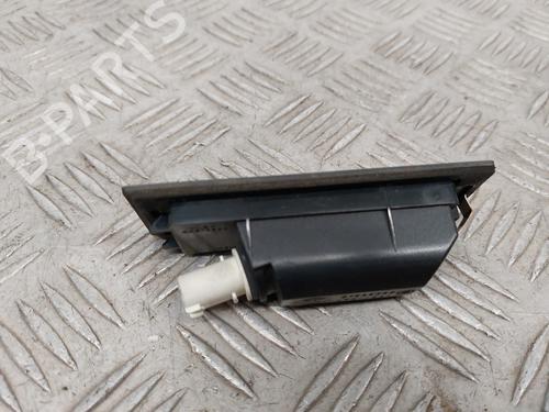 licence-plate-light-fiat-500l-351_-352_-2012-26210748 main image