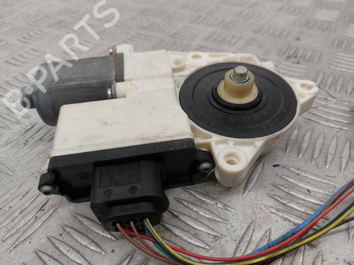 Right rear window motor BMW X3 (E83) xDrive 20 d | BP29846240E22 - Image 4