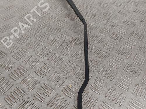 Used Front windshield wiper arm Front windshield wiper arm 33545717 33545717