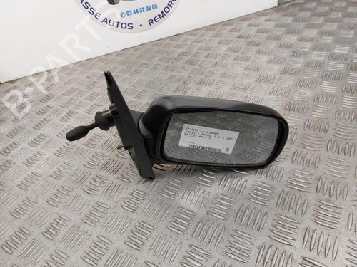 Retrovisore destro TOYOTA YARIS (_P1_) 1.4 D-4D (NLP10_, NLP10R) (75 hp) 23737507