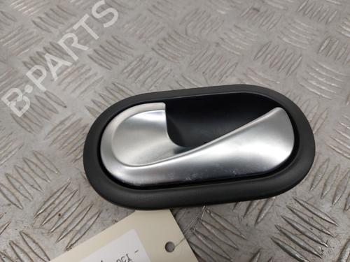 Used Front left interior door handle RENAULT CLIO III (BR0/1, CR0/1) 1.5 dCi (BR17, CR17) (86 hp) 23745247