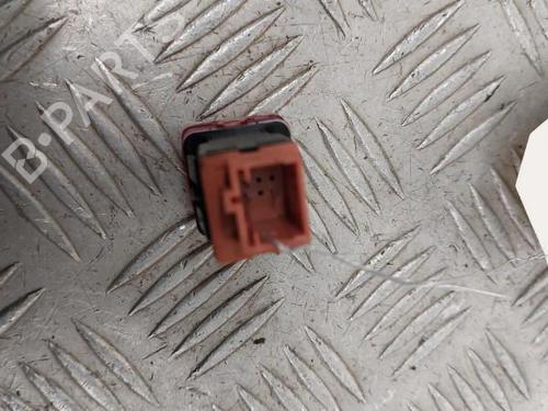 warning-switch-citroen-c3-picasso-sh_-2008-23734997 main image