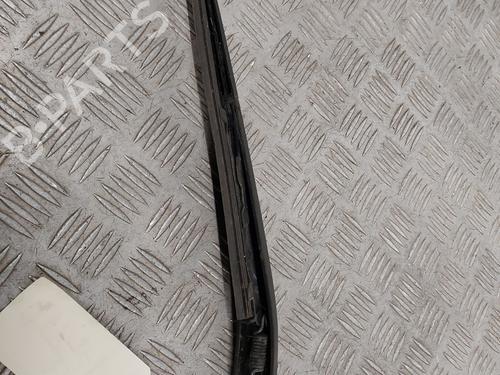 rear-windshield-wiper-arm-lancia-ypsilon-843_-2003-2004-2005-2006-2007-2008-2009-2010-2011-30458146 main image