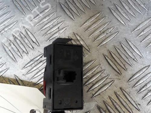 Warning switch RENAULT TWINGO II (CN0_) 1.5 dCi 75 | BP24853117I22 - Image 2