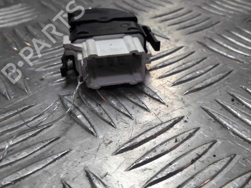 Used Right front window switch Right front window switch RENAULT CLIO II (BB_, CB_) 1.2 16V (BB05, BB0W, BB11, BB27, BB2T, BB2U, BB2V, CB05,... (75 hp) 23656182 23656182