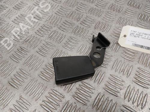 Used Seat buckle Seat buckle FIAT UNO (146_, 158_) 1.0 (146E) (42 hp) 23737666 23737666
