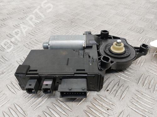 Right front window motor PEUGEOT 307 Break (3E) 2.0 HDI 110 | BP26539471E20 