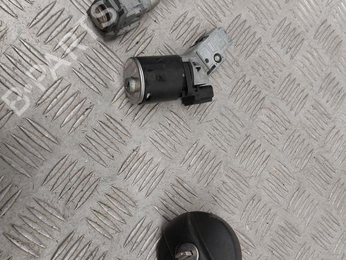 Used Ignition barrel PEUGEOT 208 I (CA_, CC_) 1.6 HDi (92 hp) 23747787