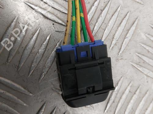 Right front window switch CITROËN XSARA (N1) 2.0 HDi 90 | BP24865259I26 
