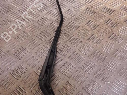 Front windshield wiper arm PEUGEOT 106 II (1A_, 1C_) 1.4 i | BP23656588C143 