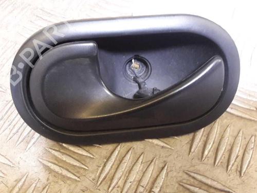 Used Front left interior door handle RENAULT CLIO III (BR0/1, CR0/1) 1.5 dCi (BR17, CR17) (86 hp) 23734683