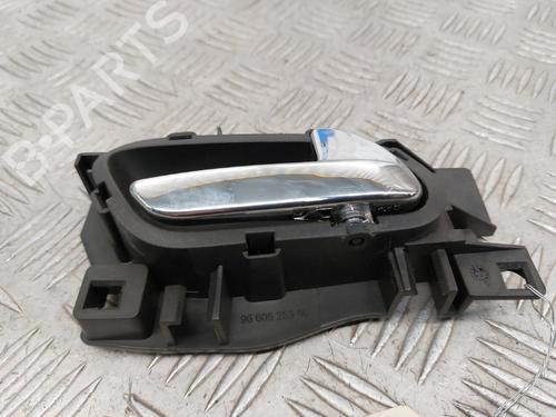 Front right interior door handle PEUGEOT 308 I (4A_, 4C_) 1.6 HDi | BP23745433I14 