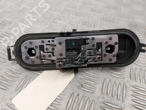 Lampeholder PEUGEOT 5008 (0U_, 0E_) 2.0 HDi 150 / BlueHDi 150 (150 hp) 31184024