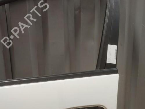 Left front door NISSAN ALMERA II Hatchback (N16) 1.5 | BP23744476C2 