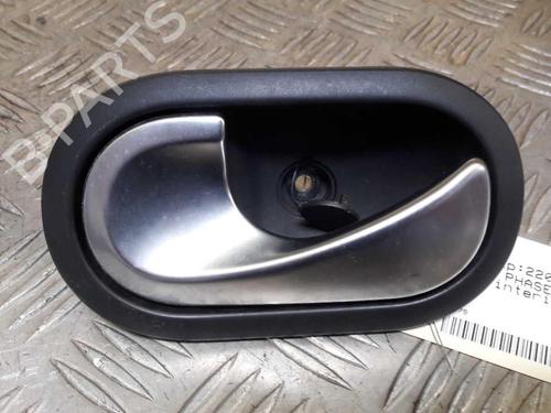 Used Front left interior door handle RENAULT MEGANE II (BM0/1_, CM0/1_) 1.5 dCi (BM1E, CM1E) (106 hp) 23725157