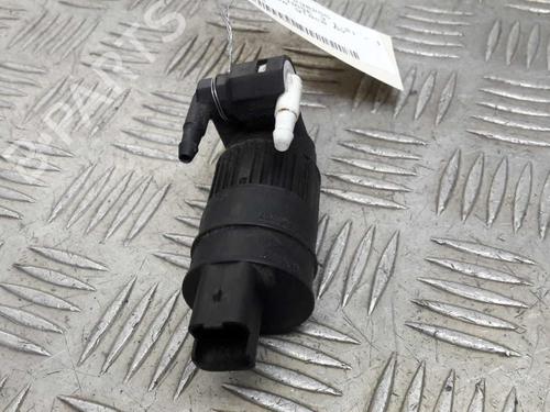 Used Washer pump Washer pump RENAULT TWINGO I (C06_) 1.2 16V (C06C, C06D, C06K) (75 hp) 23658569 23658569