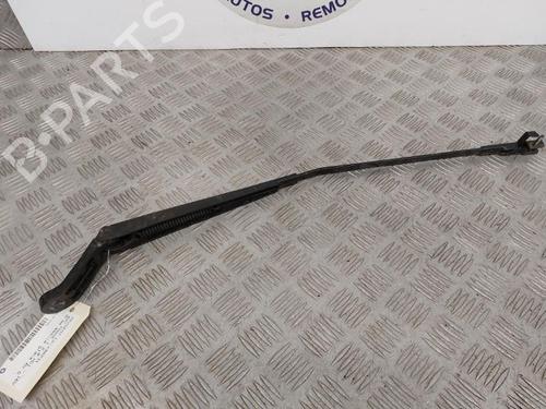Used Front windshield wiper arm PEUGEOT 407 (6D_) 2.0 HDi 135 (6DRHRH, 6DRHRE, 6DRHRG, 6DRHRJ) (136 hp) 23744638